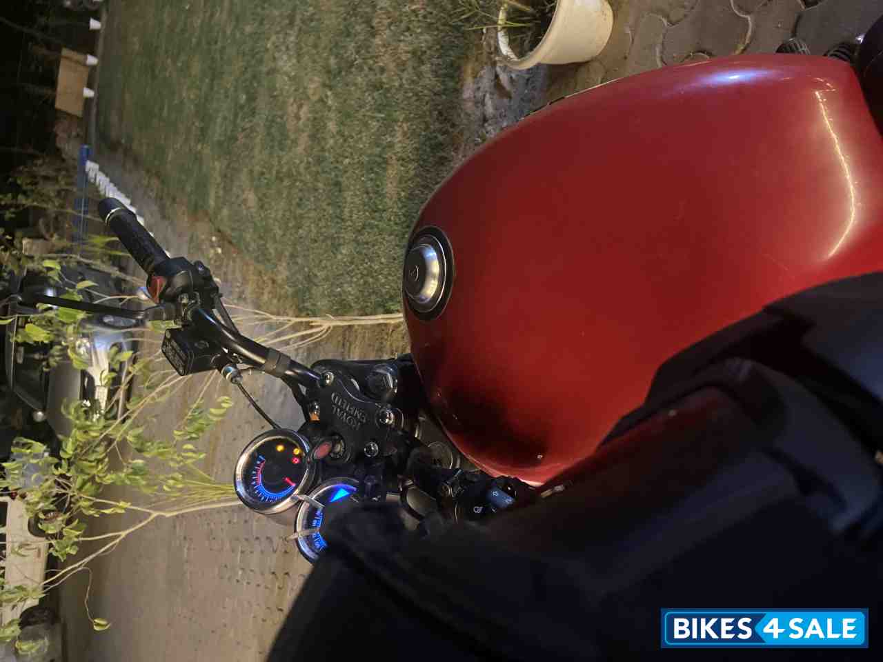 Red Royal Enfield Thunderbird X 350