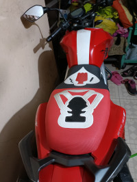 Red TVS Apache RTR 160 4V