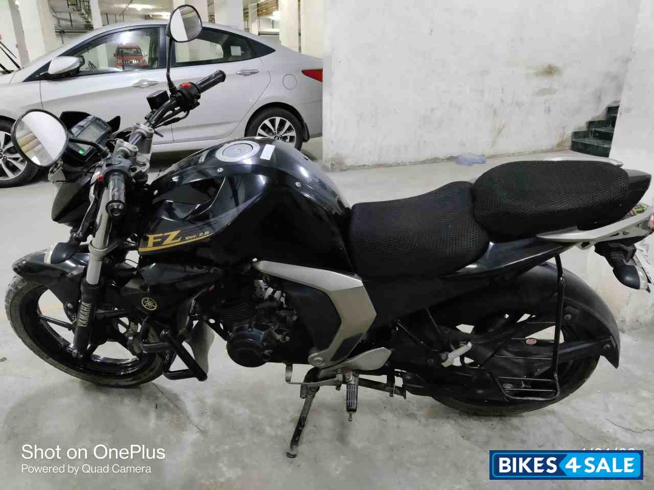 Black Yamaha FZ FI V2
