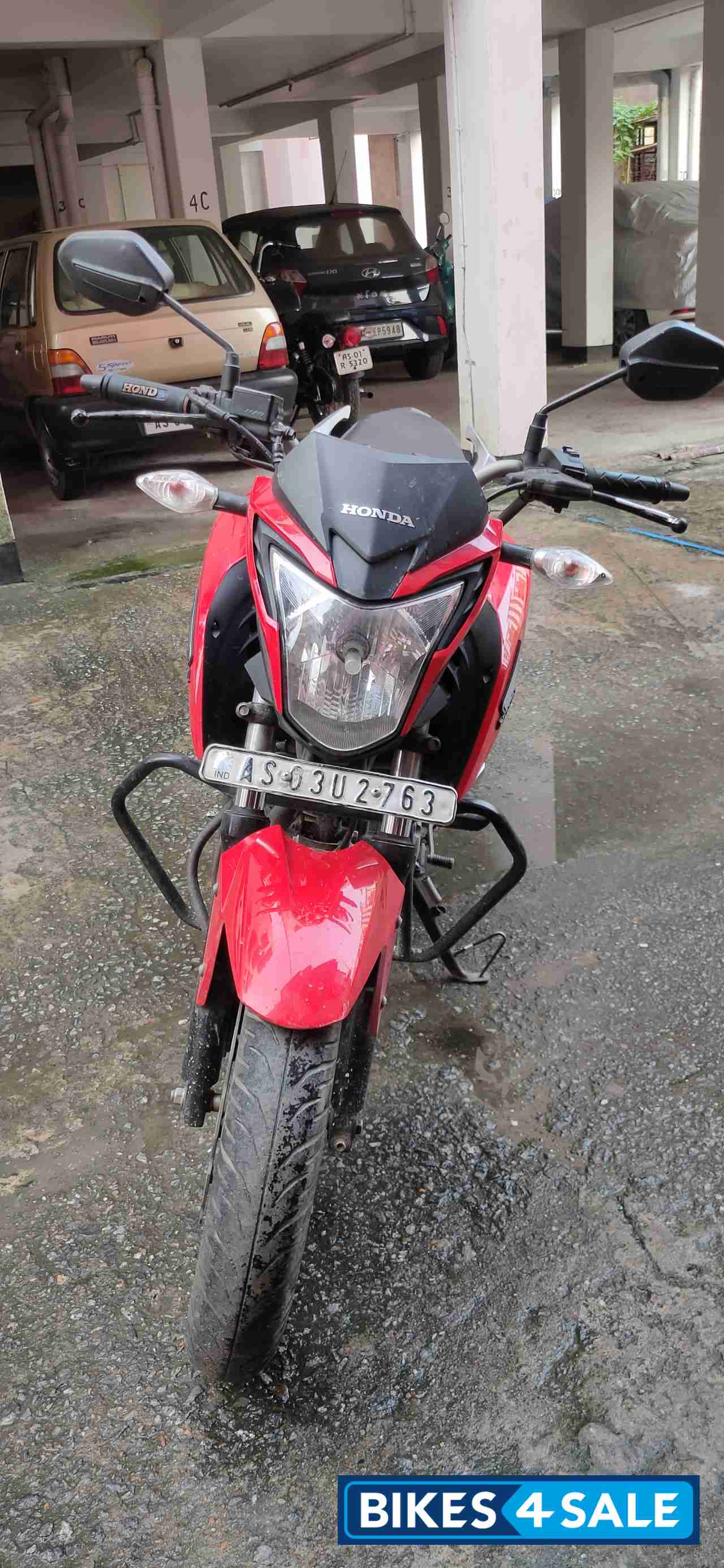 Honda CB Hornet 160R