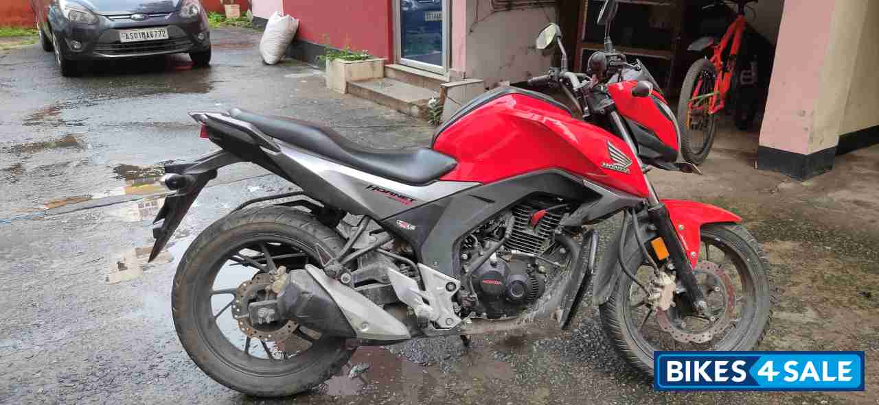 Honda CB Hornet 160R