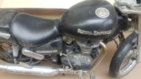 Black Royal Enfield Thunderbird 350