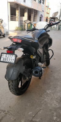 Yamaha FZ25