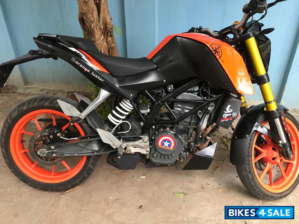 KTM Duke 125