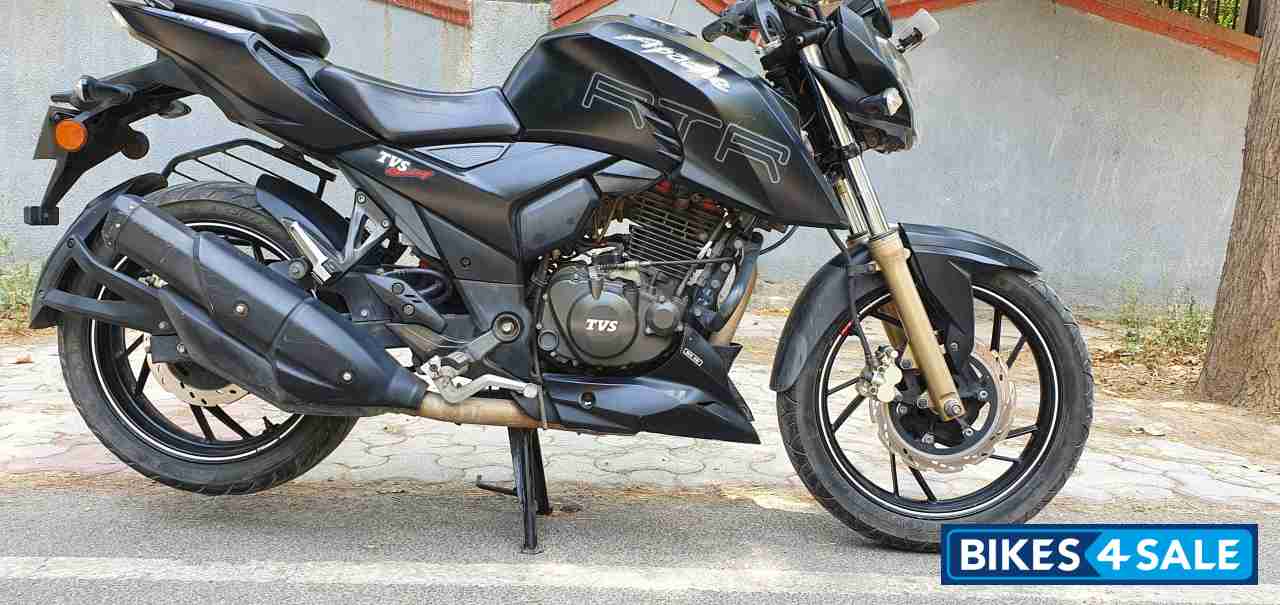 TVS Apache RTR 200 4V