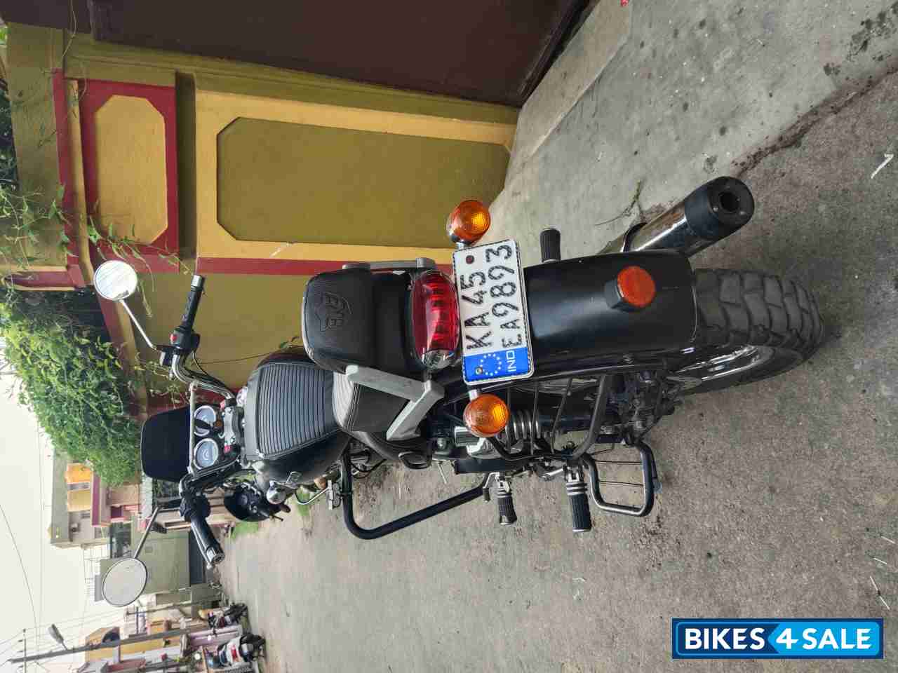 Royal Enfield Thunderbird 350