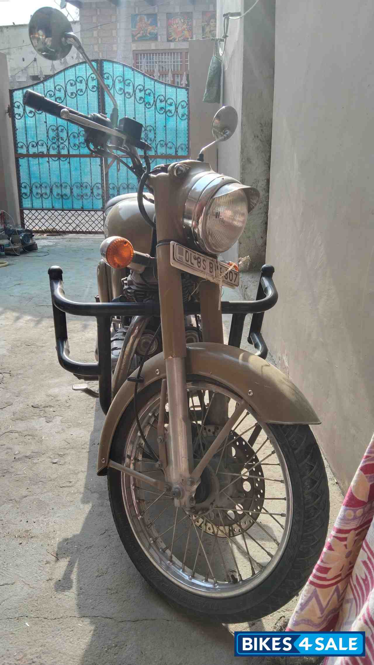 Royal Enfield Classic Desert Storm