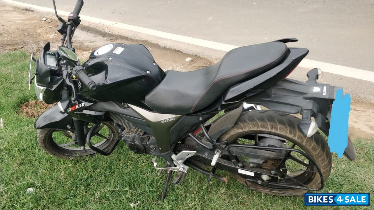 Suzuki Gixxer 150
