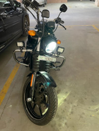 Vivid Black Harley Davidson Street 750