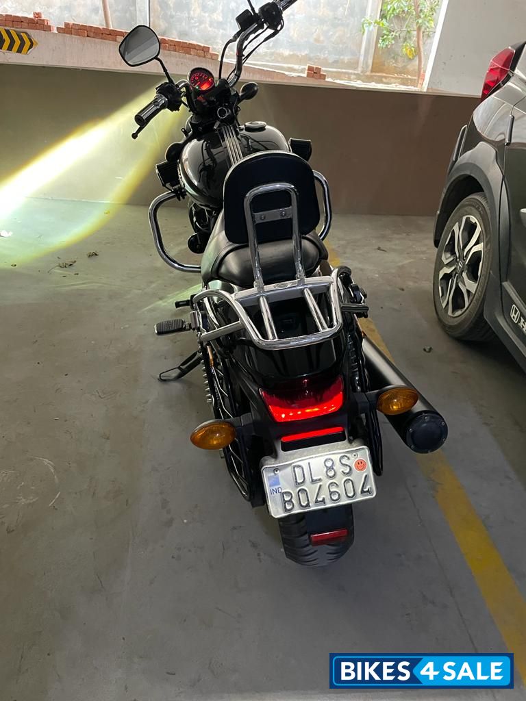 Vivid Black Harley Davidson Street 750