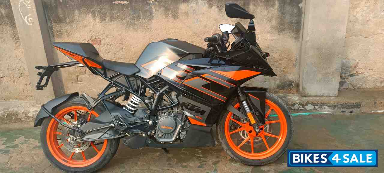 KTM RC 200 2020