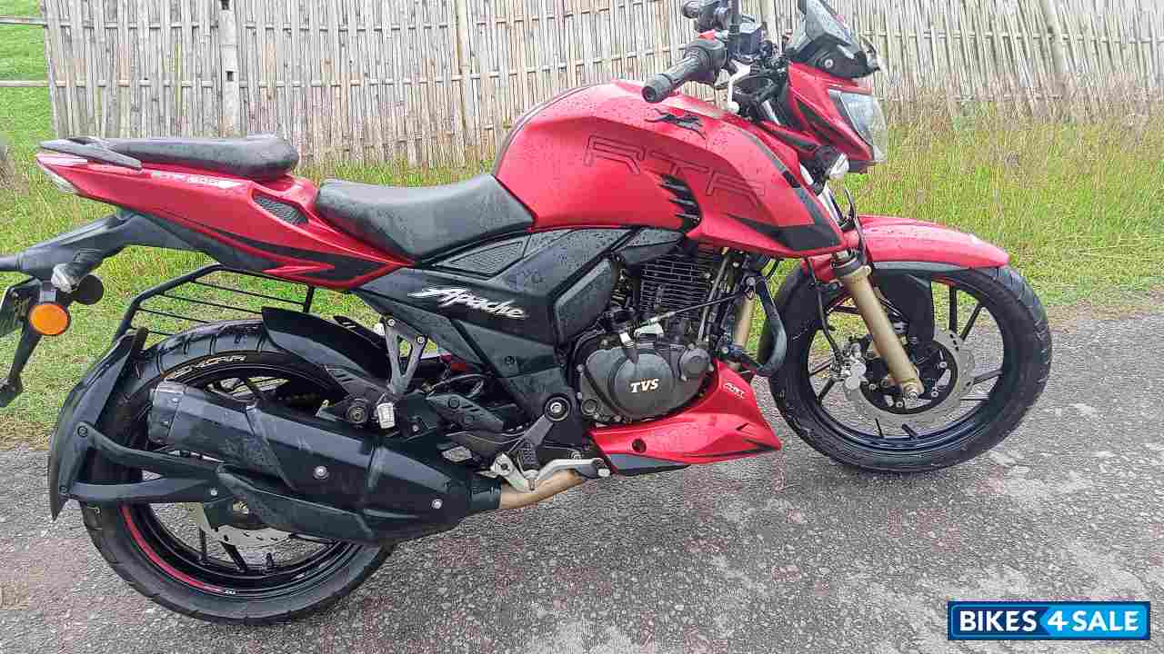 TVS Apache RTR 200 4V