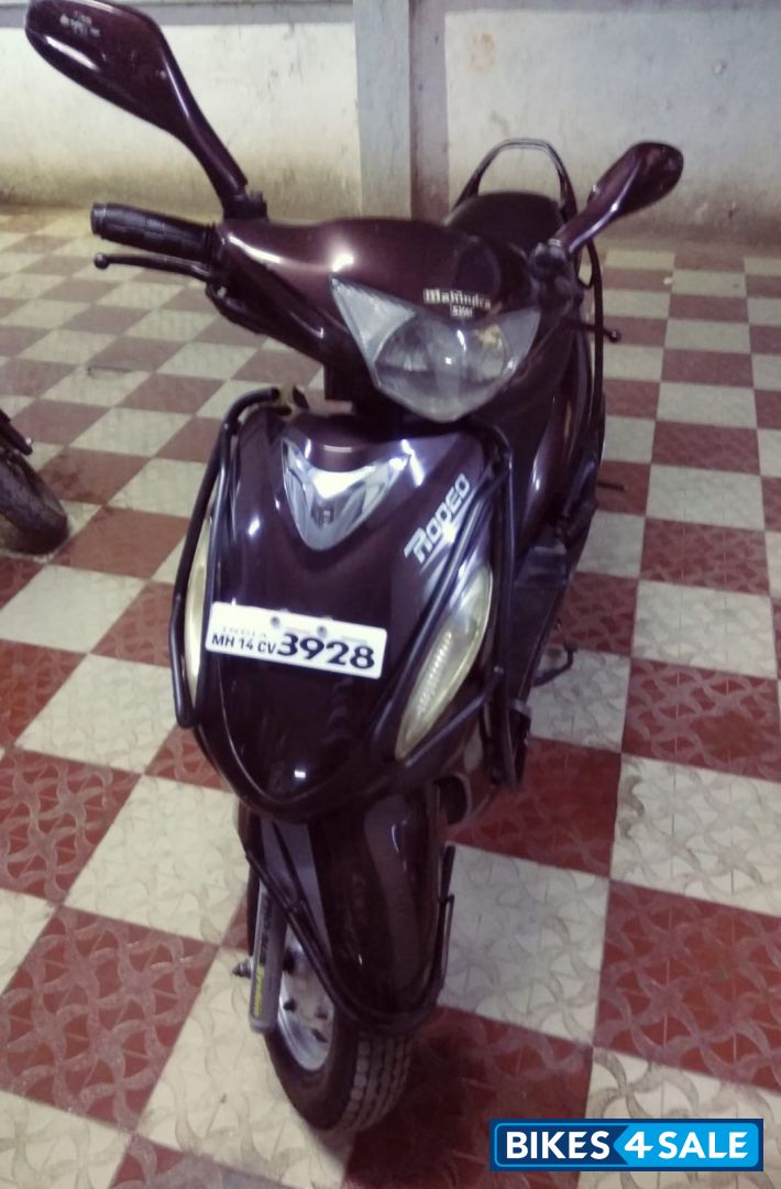 Brown Mahindra Rodeo