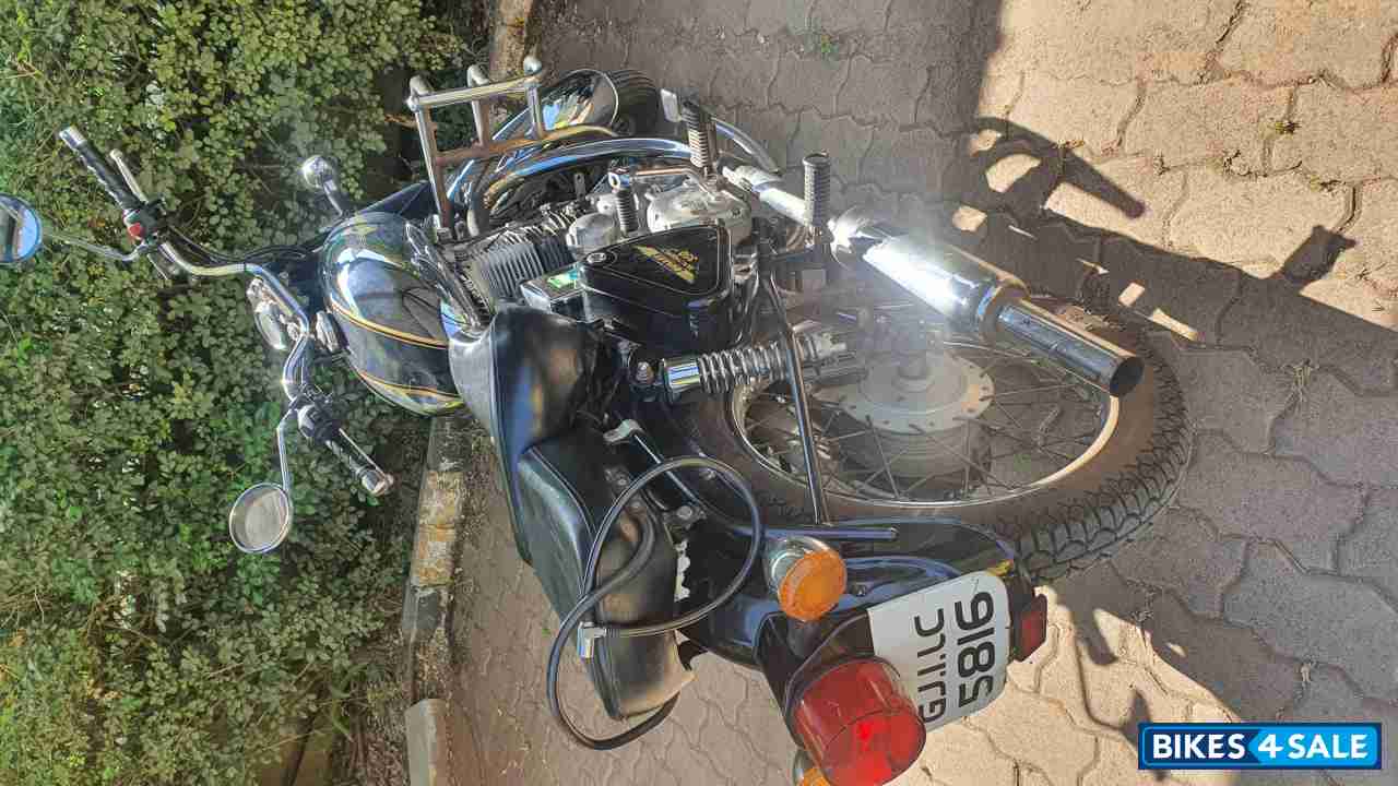 Royal Enfield Bullet Machismo A350