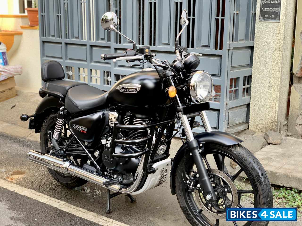 Royal Enfield Meteor 350 Stellar