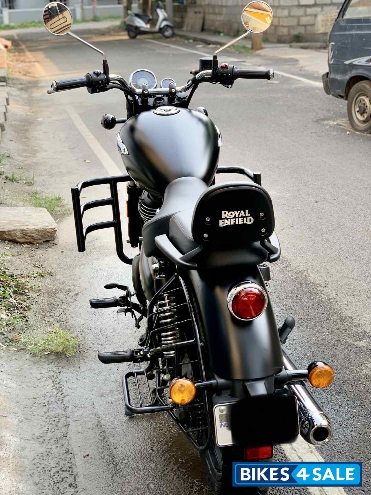 Royal Enfield Meteor 350 Stellar