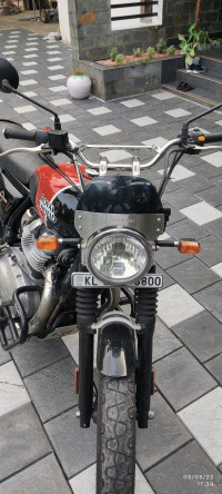 Ravishing Red Royal Enfield Interceptor 650 Twin