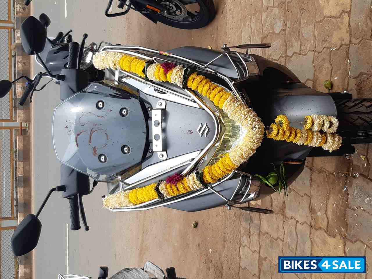 Suzuki Burgman Street