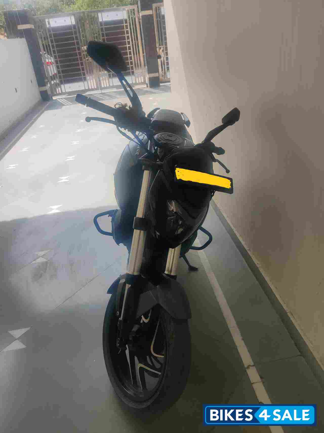 Bajaj Dominar 400 ABS BS6