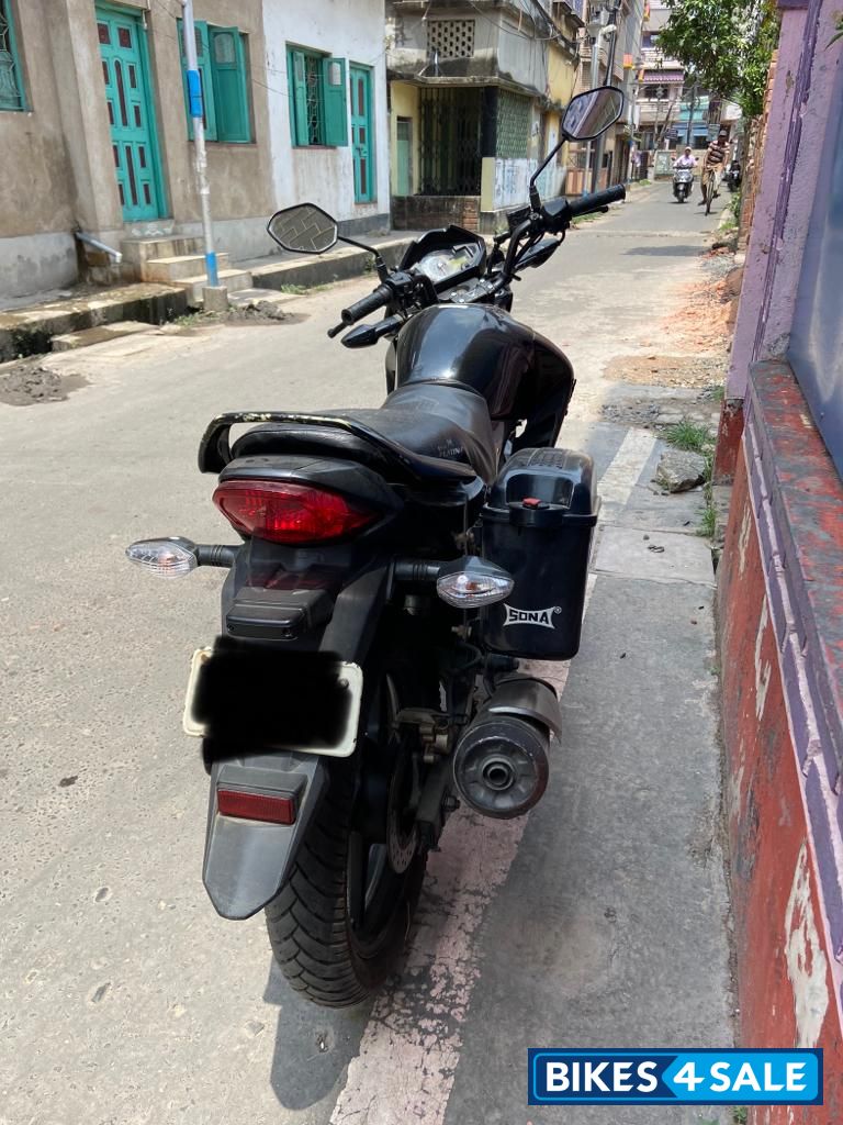 Black Honda Unicorn Dazzler