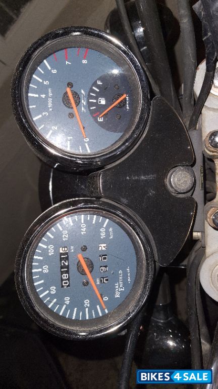 Black Royal Enfield Thunderbird TwinSpark 350