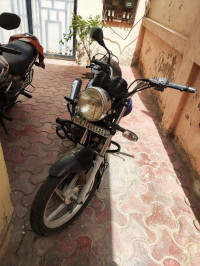 Blue-black Bajaj Discover DTSi 125