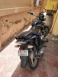 Blue-black Bajaj Discover DTSi 125