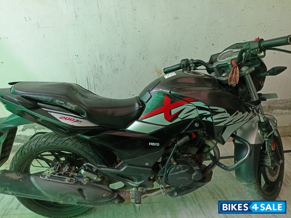 Black Hero Xtreme 200R