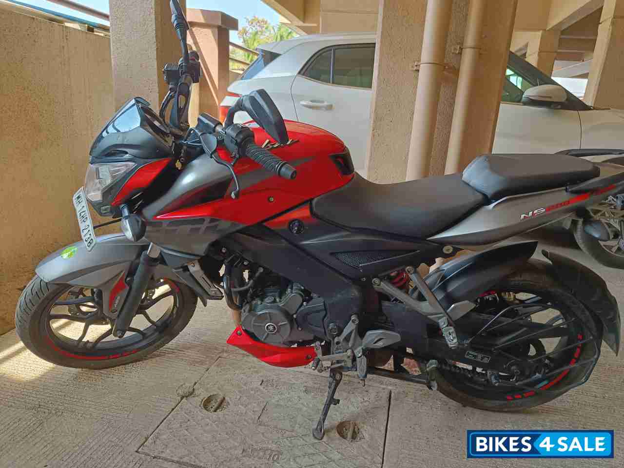 Bajaj Pulsar 200 NS ABS