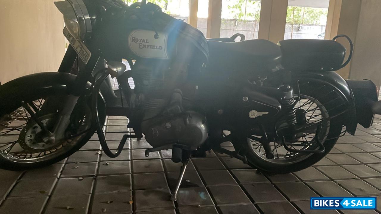Royal Enfield Classic 350 Royal Enfield Classic 350