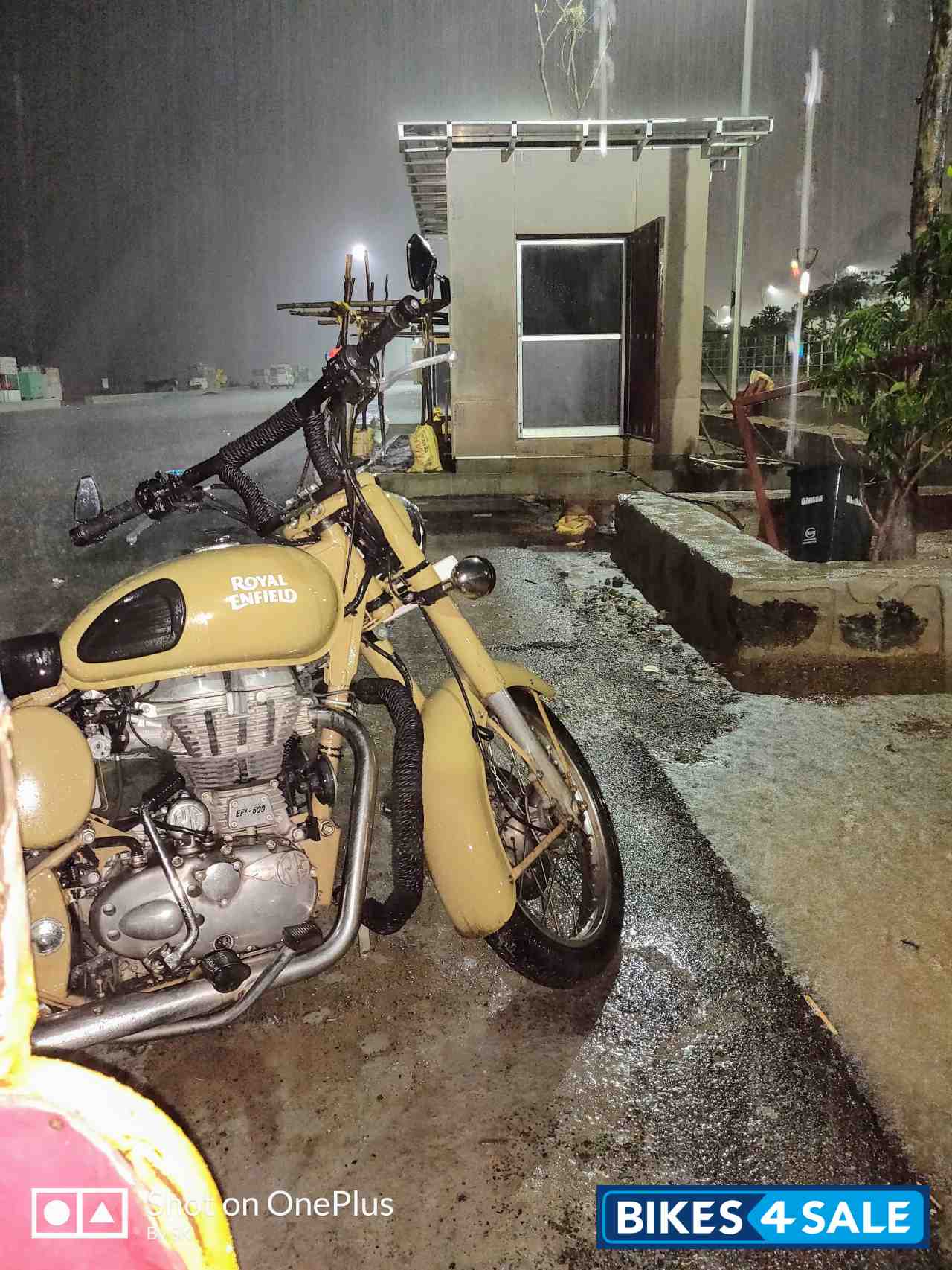 Royal Enfield Classic Desert Storm Royal Enfield Classic Desert Storm