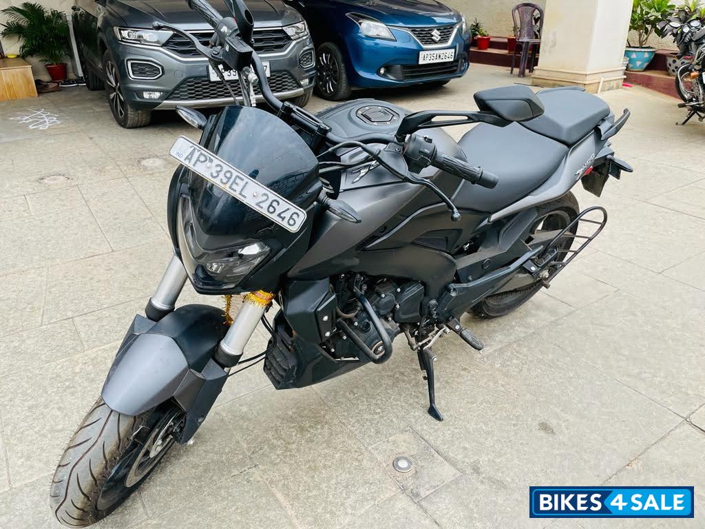 Charcoal Black Bajaj Dominar 400 ABS BS6