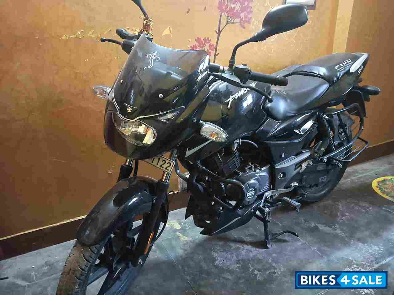 Bajaj Pulsar 125 Split Seat