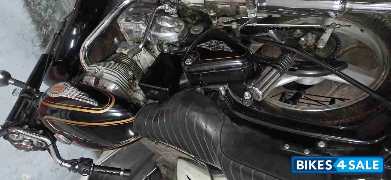 Royal Enfield Bullet Standard 350
