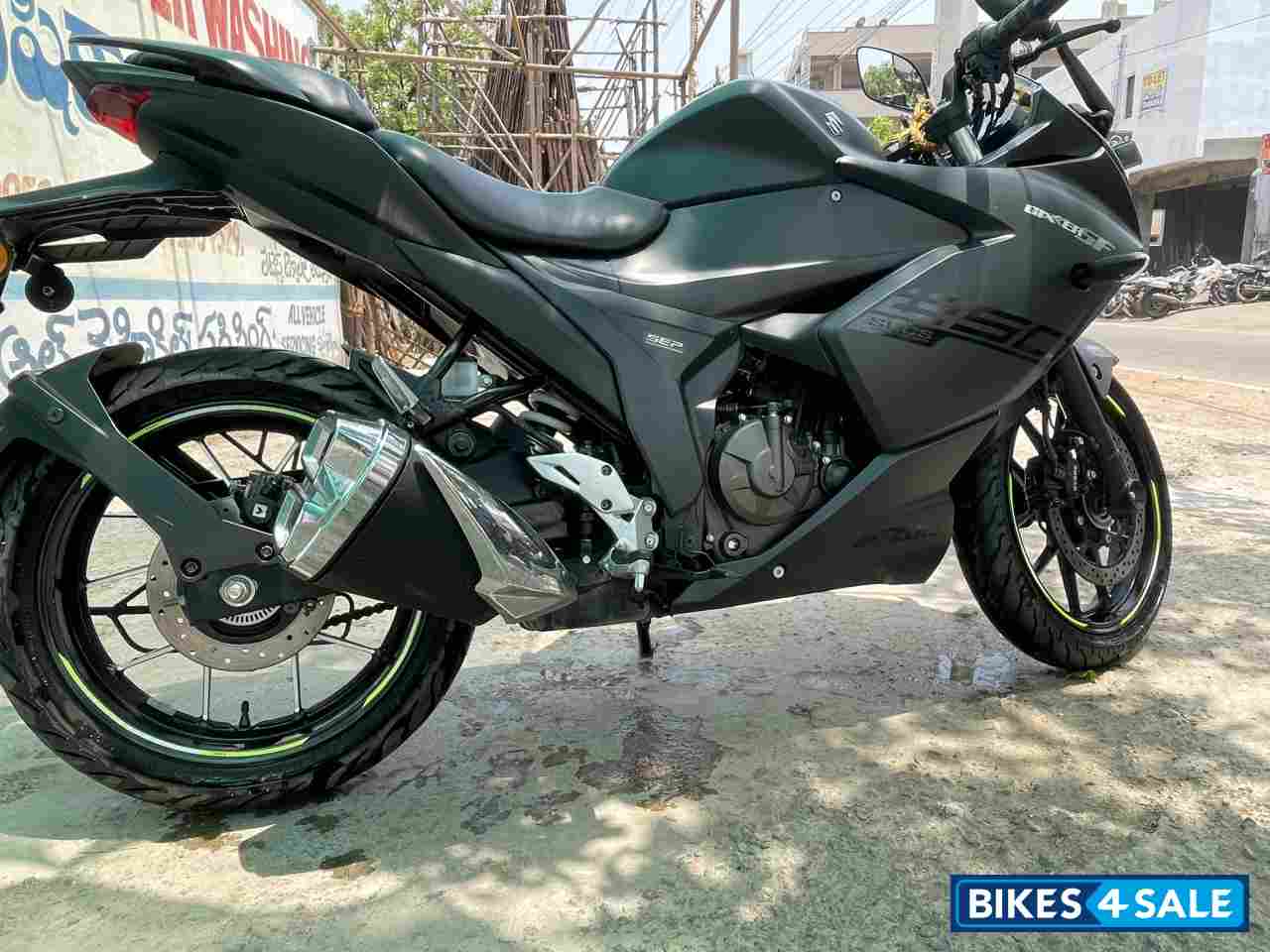 Suzuki Gixxer SF 250 BS6