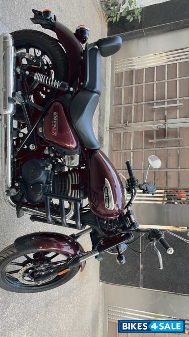 Royal Enfield Meteor 350 Stellar
