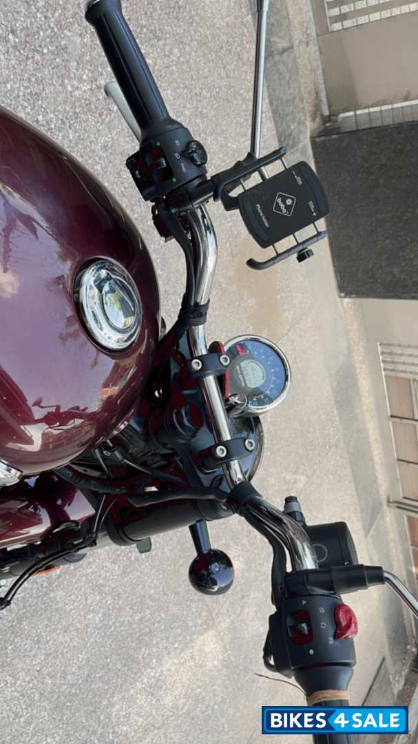 Royal Enfield Meteor 350 Stellar