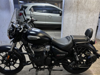Matte Black Royal Enfield Meteor 350 Stellar