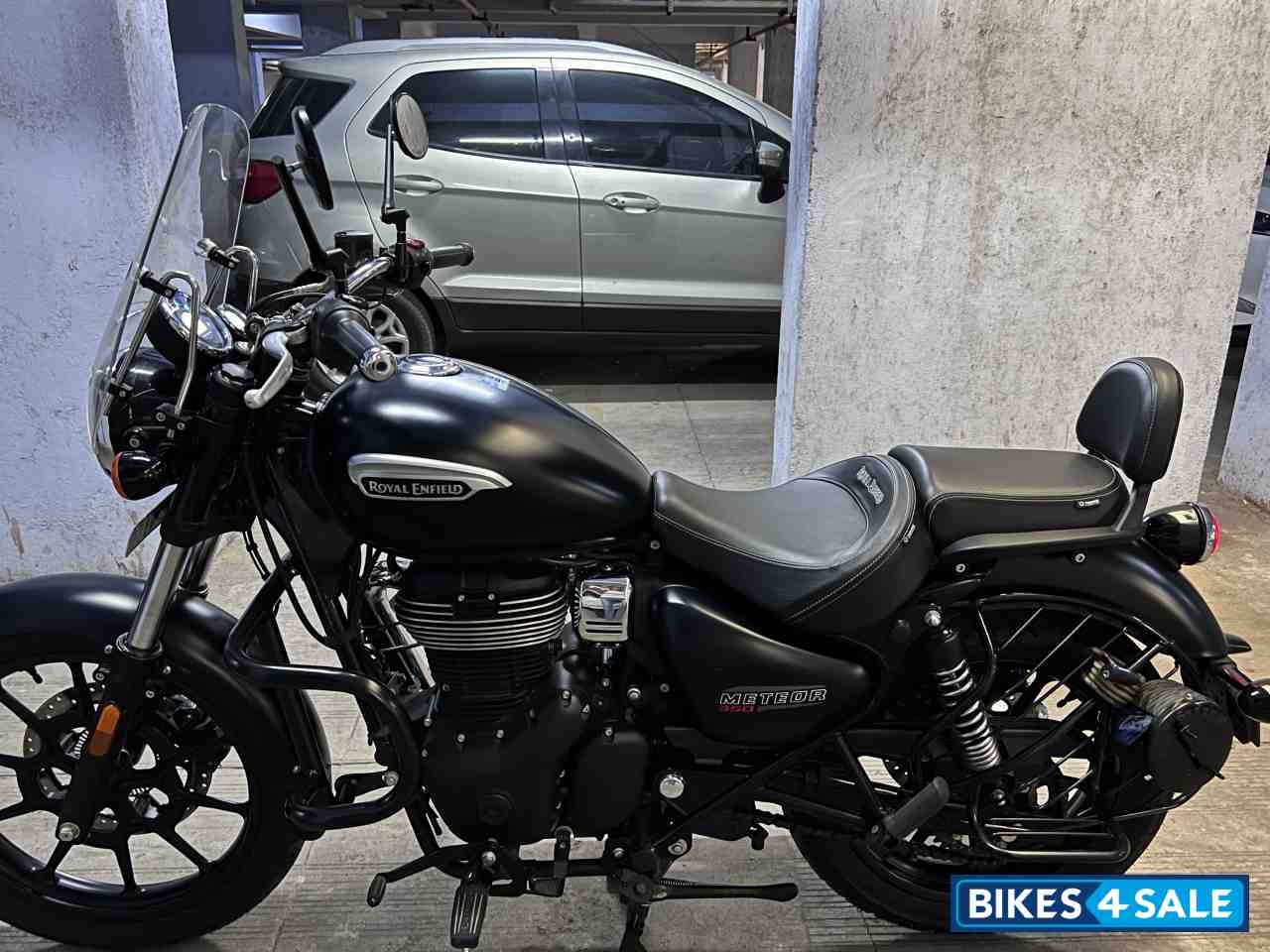 Matte Black Royal Enfield Meteor 350 Stellar Matte Black Royal Enfield Meteor 350 Stellar