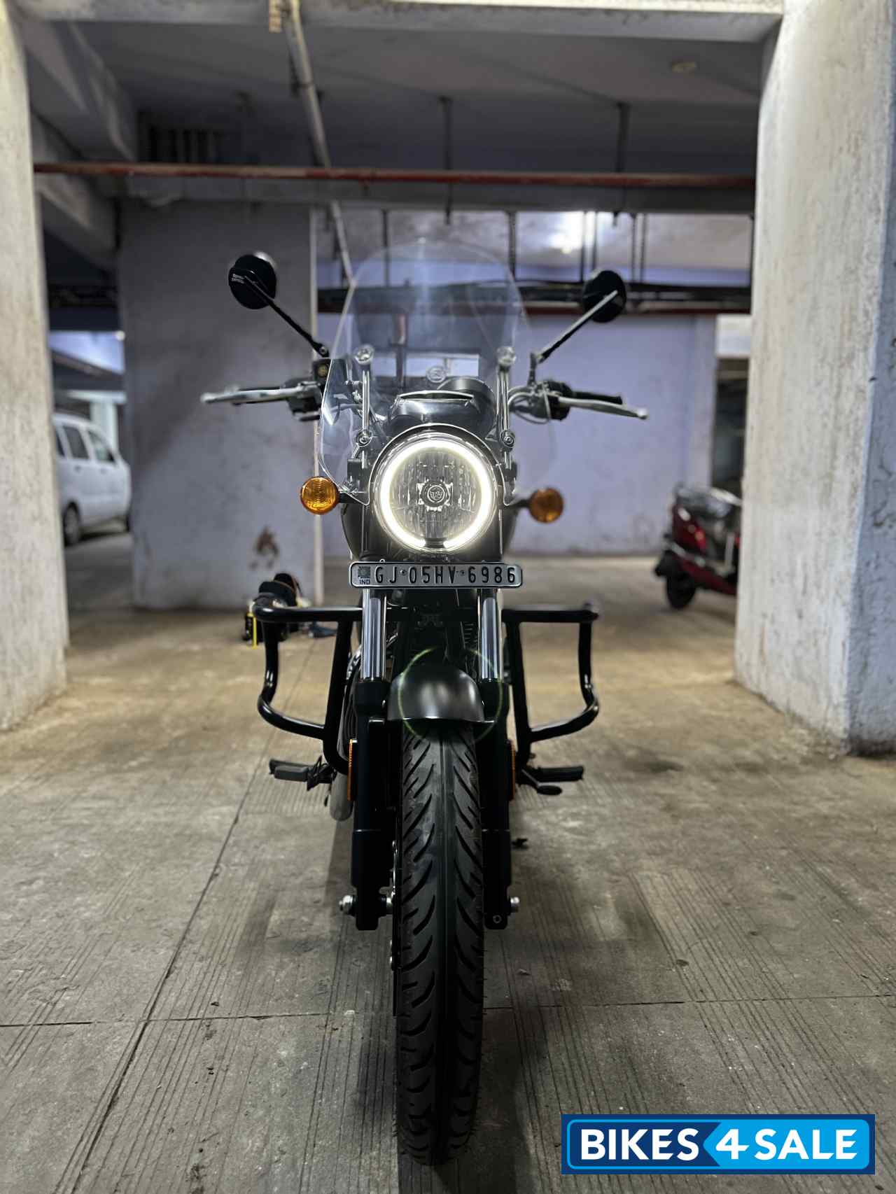 Matte Black Royal Enfield Meteor 350 Stellar Matte Black Royal Enfield Meteor 350 Stellar