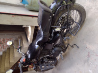 Jet Black Royal Enfield Bullet 350 ES BS6