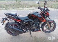 Black & Red TVS Apache RTR 200 4V Race Edition 2.0