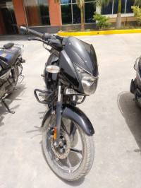Black Bajaj Pulsar 125 Split Seat
