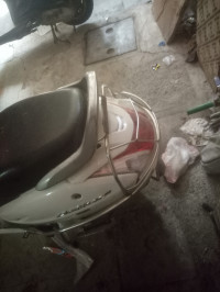 White Honda Activa 3G