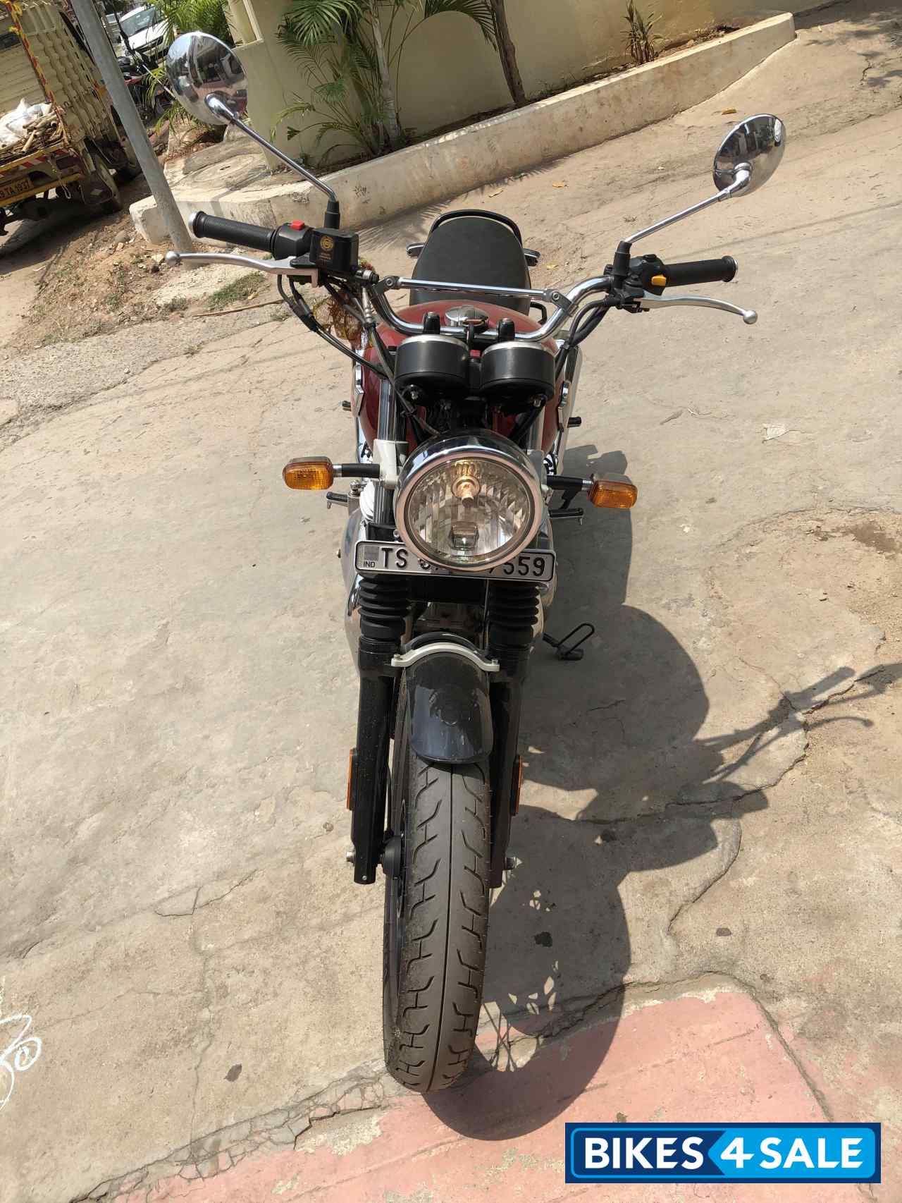 Red Royal Enfield Interceptor 650 Twin