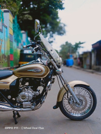 Bajaj Avenger Cruise 220