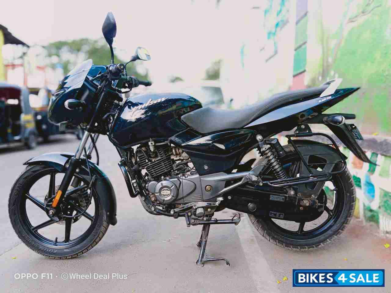 Bajaj Pulsar 125 Neon