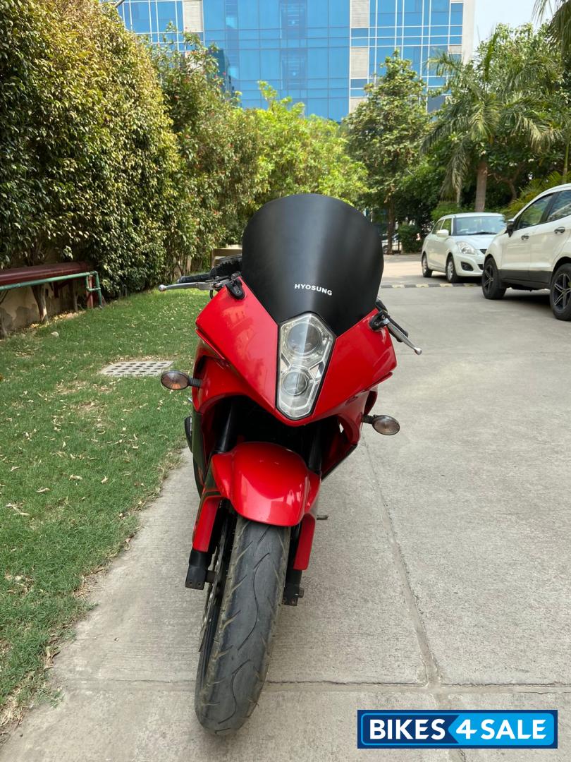 Red Titanium Hyosung GT250R Red Titanium Hyosung GT250R