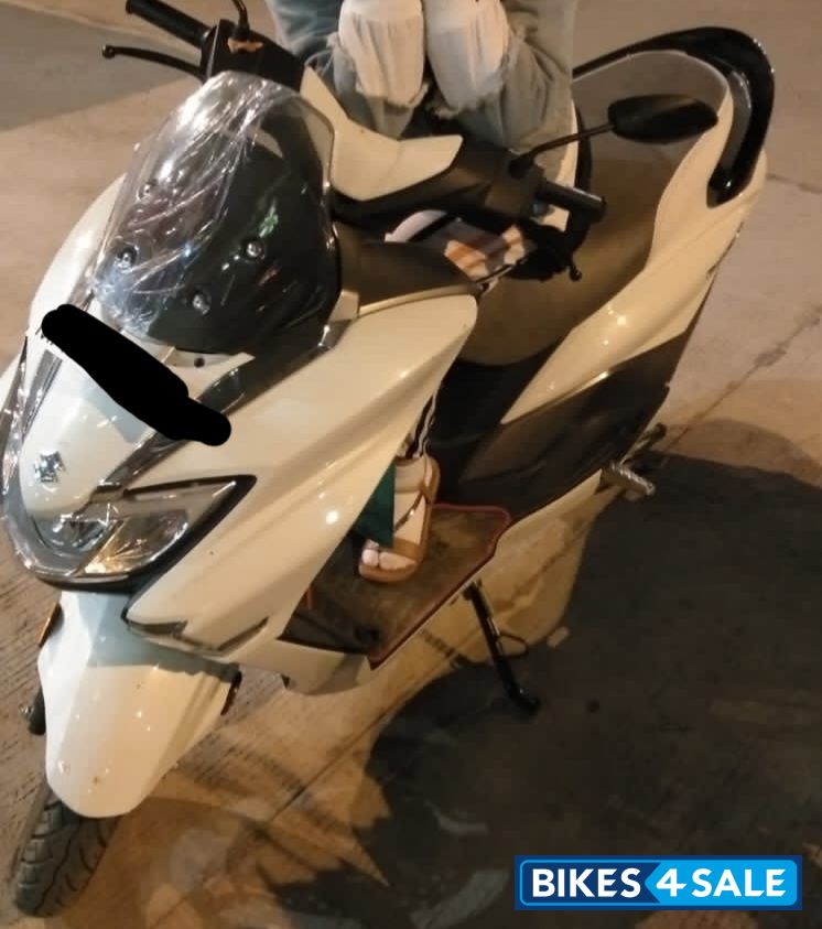 Suzuki Burgman Street