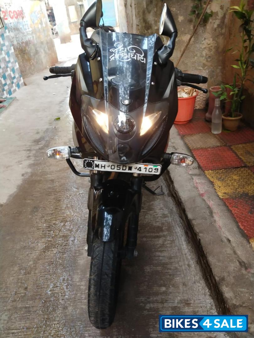 Bajaj Pulsar 220F